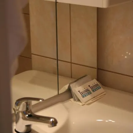 Training Ξενοδοχείο 3*