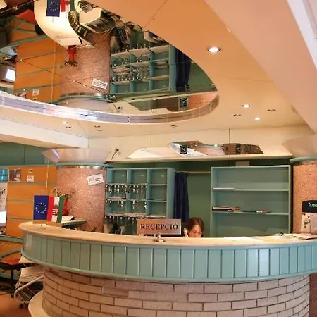 Training 3* Százhalombatta