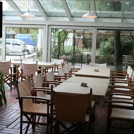 Ξενοδοχείο Training